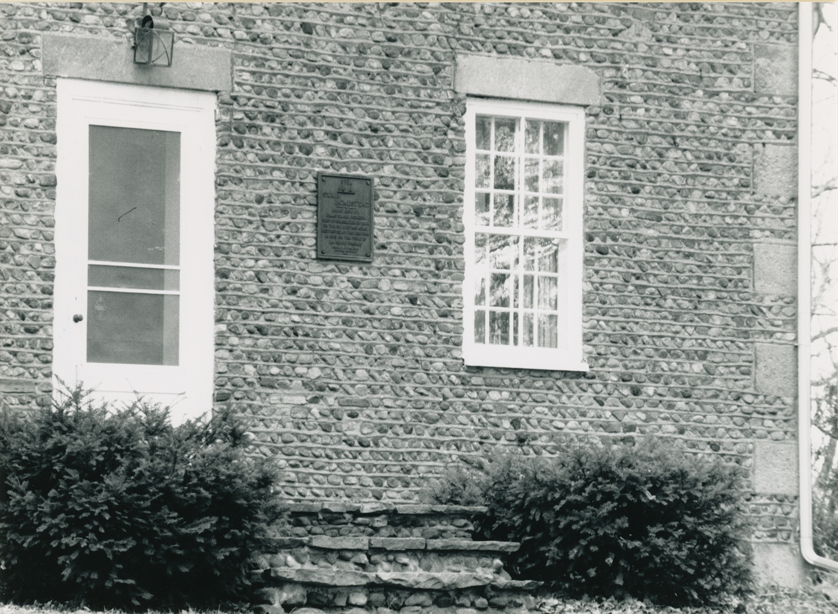 Por-1 914 River Rd 1